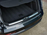 Audi Q3 2011–2019 OmsaLine takapuskurin suojalista (RST) kuva 1