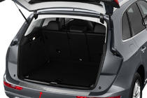Audi Q5 2017–2025 Takapuskurin kromilista (OmsaLine) kuva 1