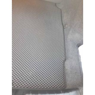 Tavaratilan matto EVA V1 (F10, musta) BMW 5-sarja F10/F11 2010–2016 kuva 4