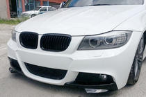 BMW 3-sarja E90/E91 2005–2011 Etupuskurin lippa Flap (2009-2011) kuva 1