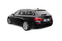 BMW 5-sarja F10/F11 2010–2016 Ruostumaton teräskoristelista rekisterikilven yläpuolelle SW kuva 1