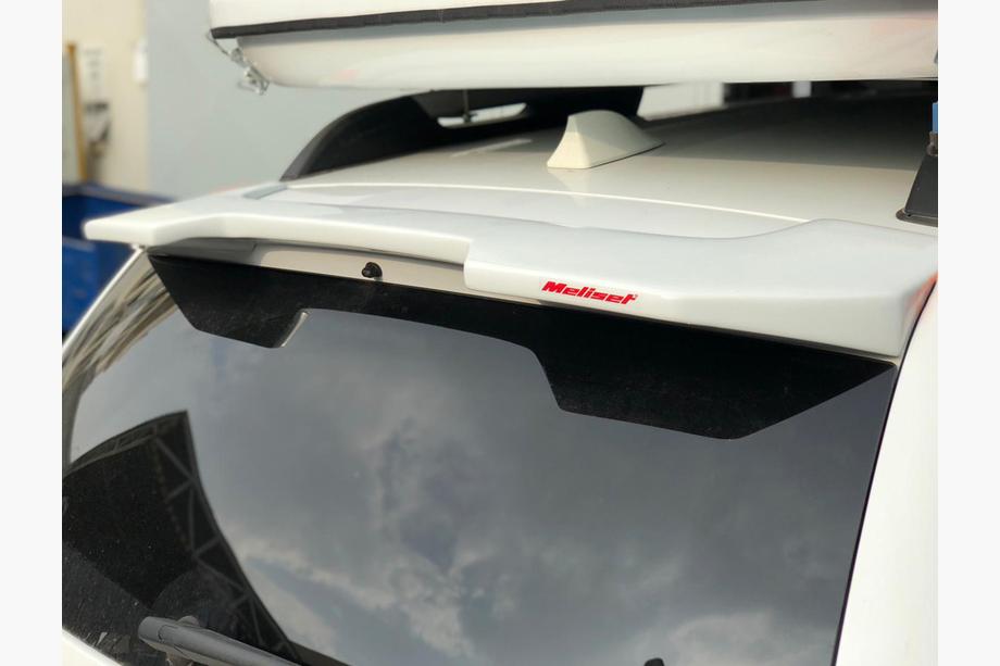 Dacia Duster 2018–2024 Meliset V1 -spoileri (maalattava) Image