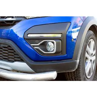 Sumuvalojen kromilistat (2 kpl, ruostumaton teräs) Dacia Sandero 2021– kuva 1