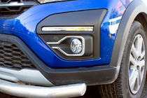 Dacia Jogger 2022– Sumuvalojen kromilistat (2 kpl, ruostumaton teräs) kuva 1