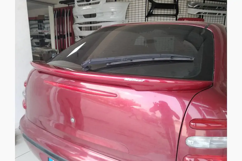 Fiat Bravo 2008–2016 Anatomik-spoileri (Meliset, maalattavaksi) Image