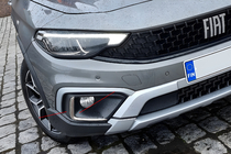 Fiat Tipo Cross 2021– Sumuvalojen reunalistat, ruostumaton teräs kuva 3
