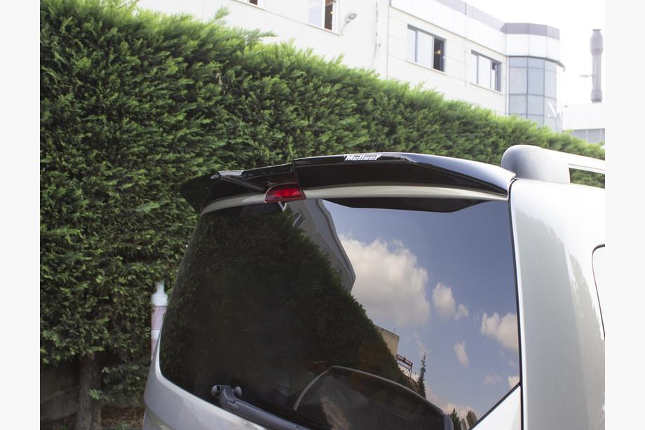 Ford Courier 2014–2023 Abarth-spoileri (maalattavaksi) Image