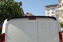 Ford Courier 2014–2023 Takaluukun spoiler (maalattavaksi) kuva 3
