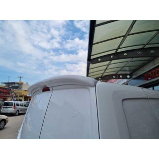 Takaluukun spoiler (maalattavaksi) Ford Courier 2014–2023 kuva 1