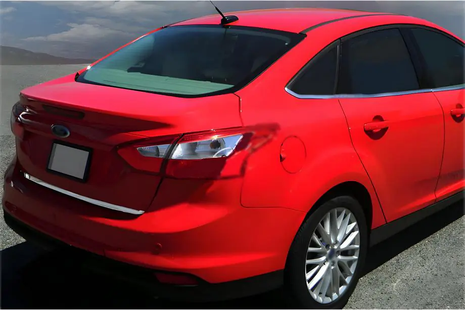 Ford Focus III 2011–2017 Takalistan suojalista, ruostumaton teräs 2015-2017 (Sedan) Image