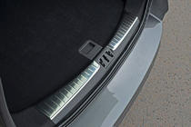 Ford Kuga/Escape 2013–2019 Tavaratilan kynnyssuoja ruostumatonta terästä 2016-2019 (2-osainen) kuva 1