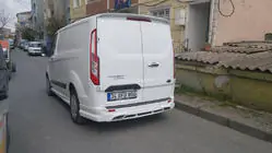 Ford Custom 2013–2022 Takapuskurin suojalista (maalattava) kuva 4