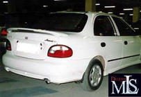 Hyundai Accent 1994–1999 Sport-sivuhelmat (maalattavaksi) kuva 1
