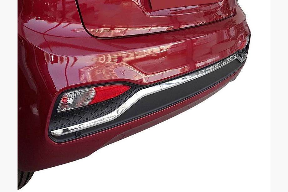 Hyundai I-20 2014–2020 Takapuskurin päätylista 2018-2020 (ruostumaton teräs) Image