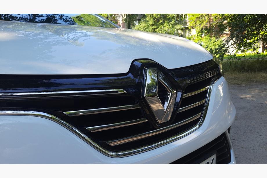 Renault Megane IV 2016–2025 TIT-designs peitelistat maskiritilään (4 kpl, ruostumaton teräs) Image