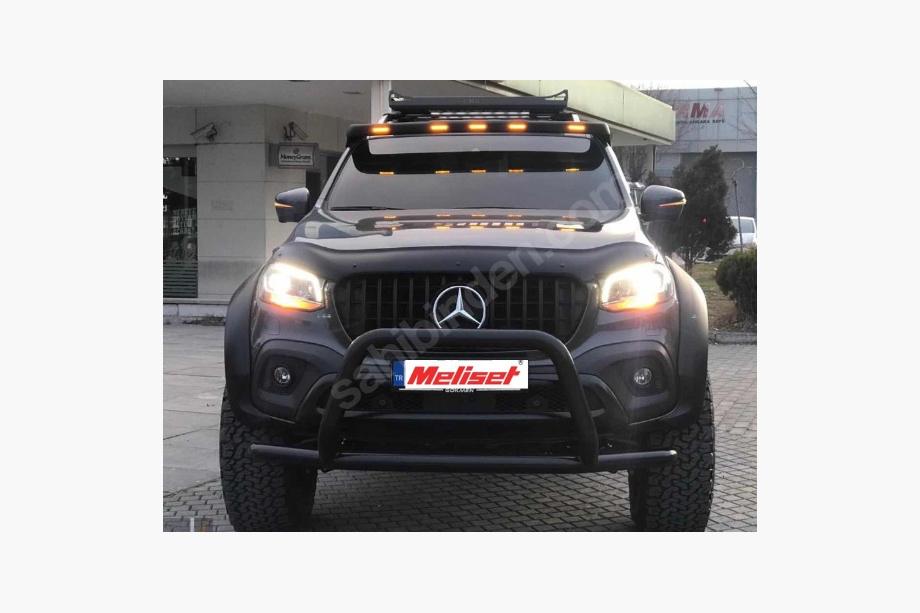 Mercedes X class 2017–2020 Tuulilasin spoileri (V3, maalattava) Image