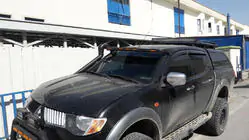 Mitsubishi L200 2015–2024 Tuulilasin aurinkolippa (Meliset LED) kuva 1