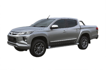 Mitsubishi L200 2015–2024 Oven listat (4 kpl, ruostumaton teräs) kuva 1