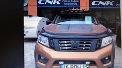 Nissan Navara/NP300 2016– Tuulilasin aurinkolippa (Meliset LED V2) kuva 2