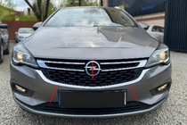Opel Astra K 2016–2021 Etuosan säleikön kehys (ruostumaton teräs) kuva 1