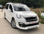 Peugeot Partner Tepee 2008–2018 Etulippa 2015-2018 (maalattavaksi) kuva 1
