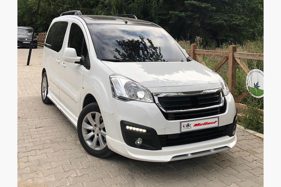 Peugeot Partner Tepee 2008–2018 Etulippa 2015-2018 (maalattavaksi) Image