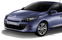 Renault Megane III 2009–2016 Ruostumattomasta teräksestä etupuskurin kromisuojalista 2013-2016 (HB) kuva 1