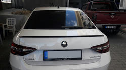 Skoda Superb 2015–2024 Spoileri (maalattava) kuva 3