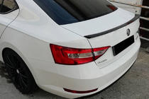 Skoda Superb 2015–2024 Lip-spoileri (Omsa, musta) kuva 1