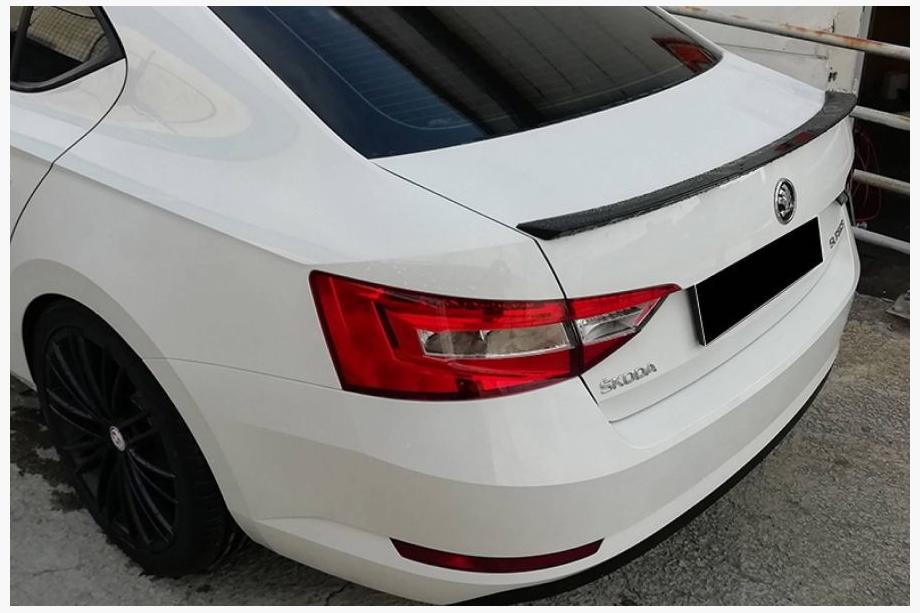 Skoda Superb 2015–2024 Lip-spoileri (Omsa, musta) Image