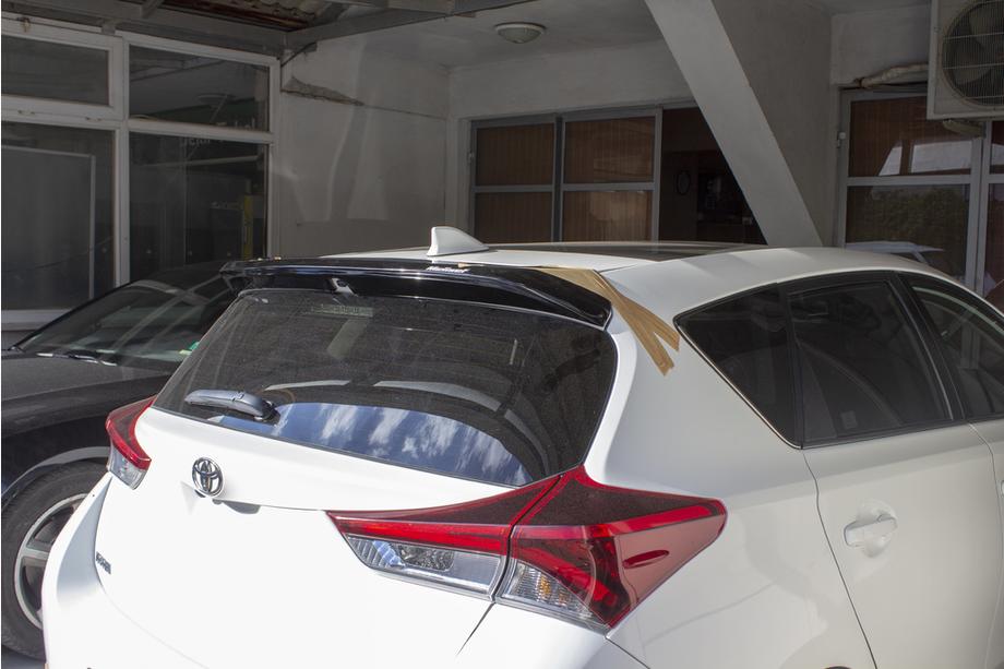 Toyota Auris 2012–2018 Spoileri (maalattava) Image
