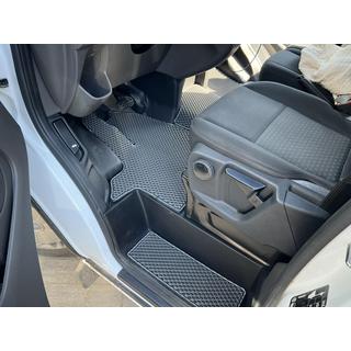 EVA-auton matot (etu, harmaat) Ford Custom 2013–2022 kuva 3