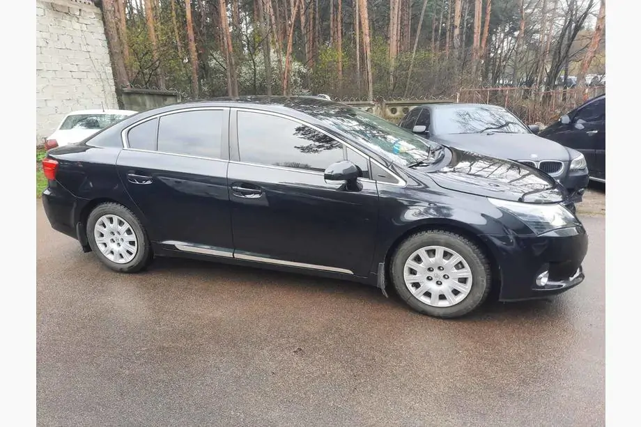 Toyota Avensis 2009–2018 Ovilistat (4 kpl, ruostumaton teräs) Image