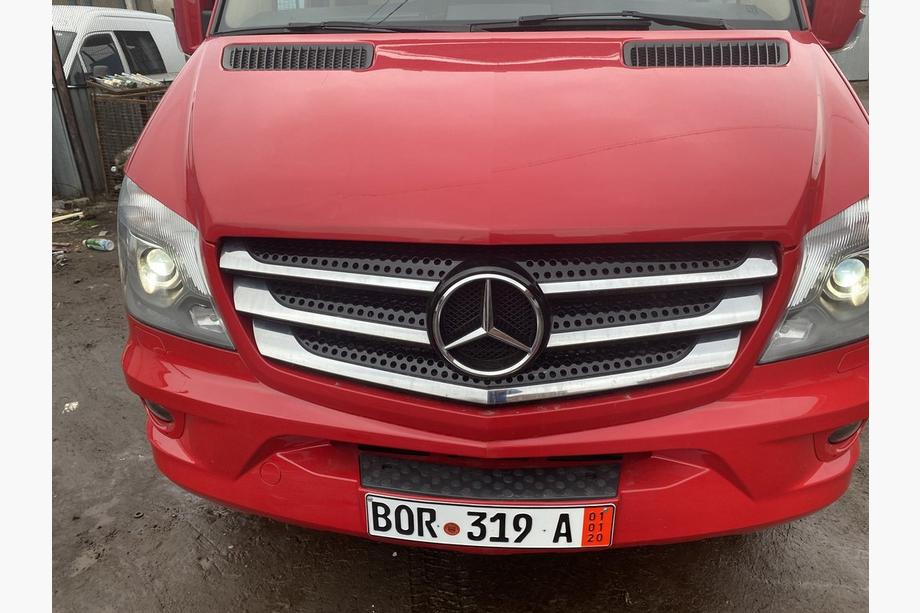 Mercedes Sprinter W906 2006–2018 Poisto! Etusäleikön listat (2013↗, ruostumaton teräs) Image