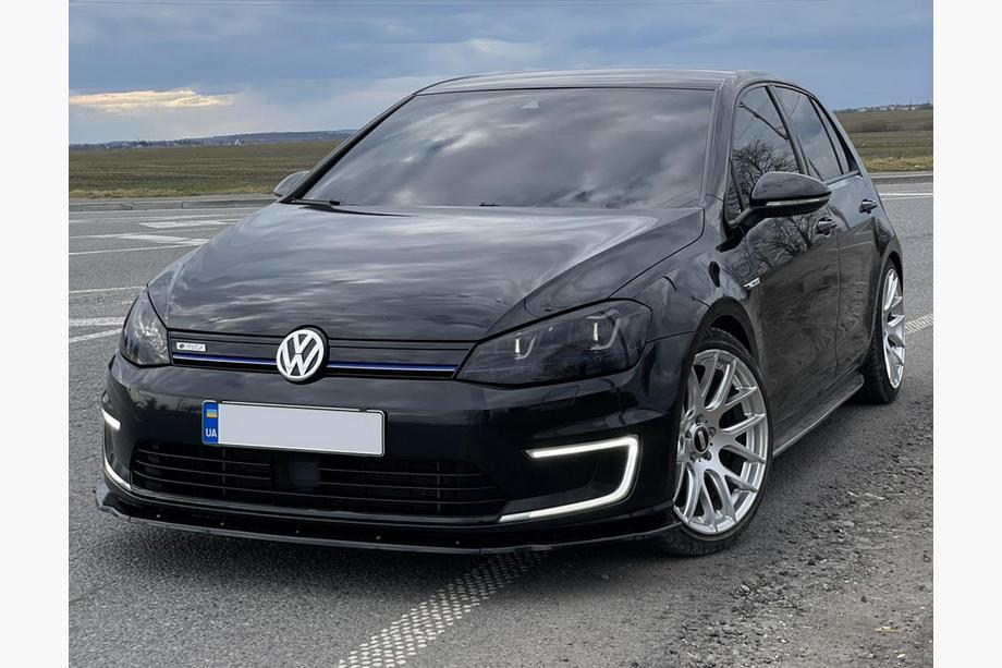 Volkswagen Golf 7/E-Golf 2012–2020 Helmalevikkeet (ABS-muovi) Image