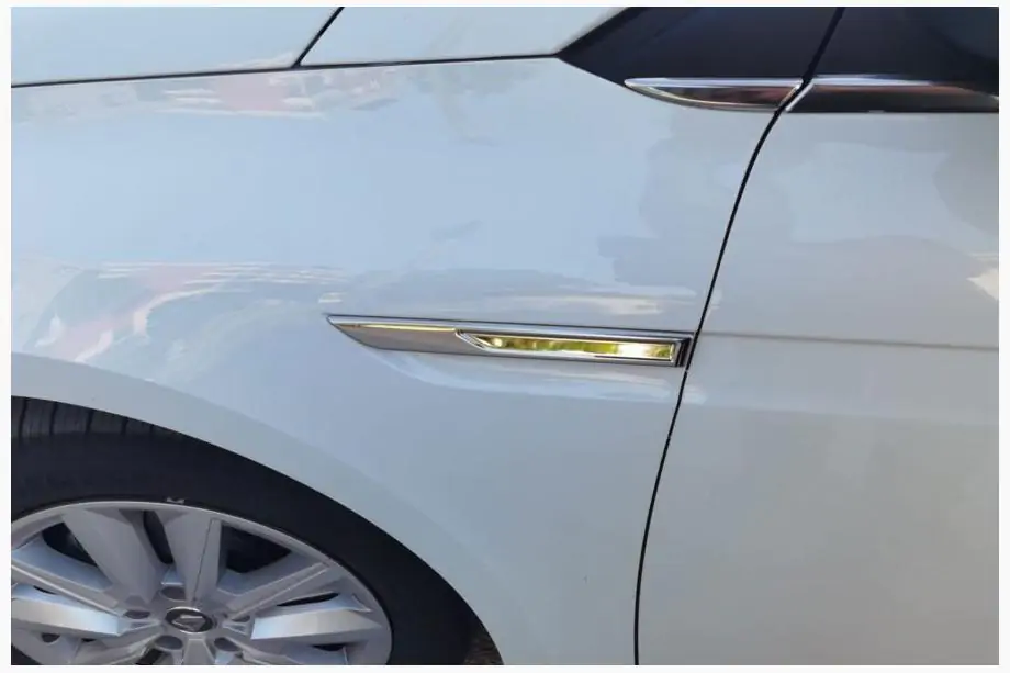 Renault Megane IV 2016–2025 Vilkun suojakuoret 2021+ (2 kpl, ruostumaton teräs) Image