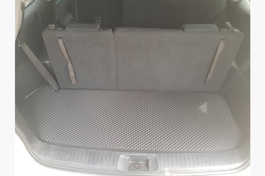 Toyota Highlander 2013–2019 EVA-tavaratilan matto (pieni, musta) Image