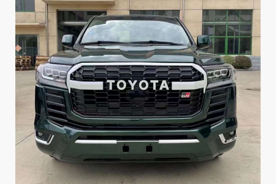Toyota Land Cruiser 200 2007–2021 Restyling-sarja LC 300 GR:lle Image
