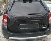 Dacia Duster 2008–2018 Muovinen lista takaluukun kanteen kuva 4