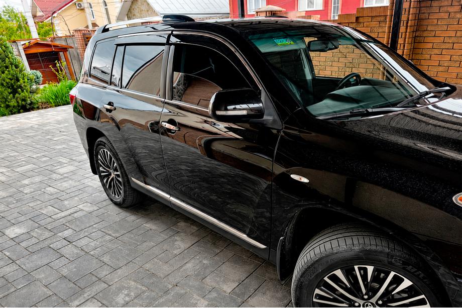 Toyota Highlander 2008–2013 Ikkunatuuliohjaimet kromilistalla (4 kpl, Niken) Kuva 6