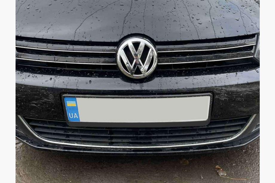 Volkswagen Golf 6 2008–2014 Etumerkki 5K0 853 601F Image