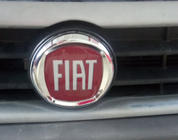 Fiat Embleemi (punainen V2, tarrakiinnitys) kuva 3