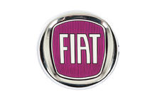 Fiat Embleemi (punainen V2, tarrakiinnitys) kuva 1