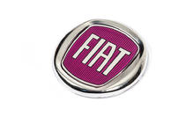 Fiat Embleemi (punainen V2, tarrakiinnitys) kuva 2