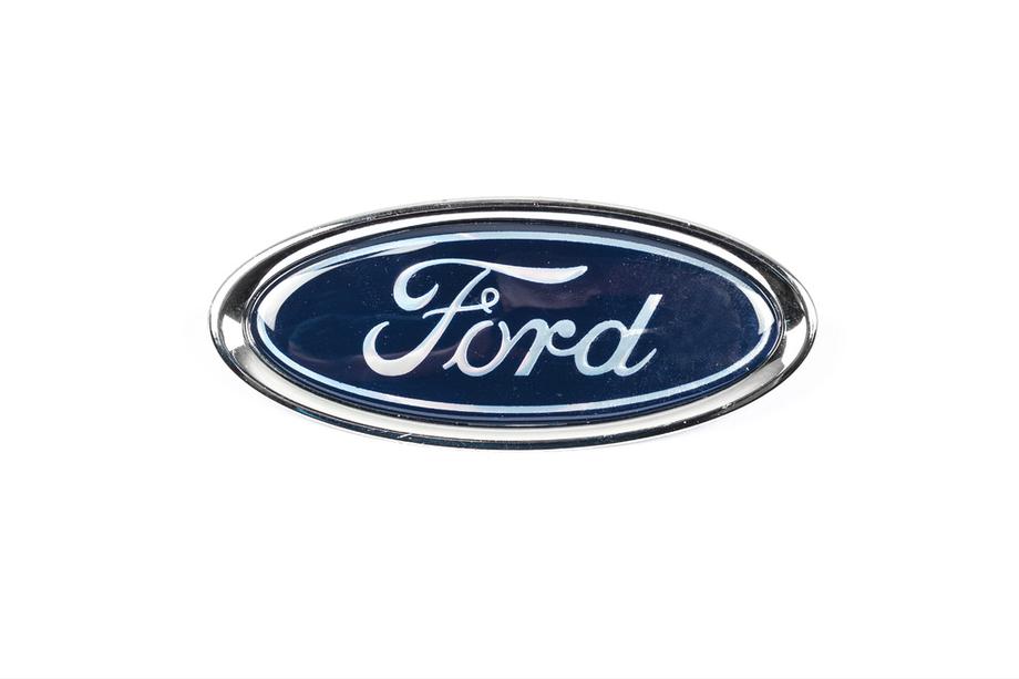Ford Fiesta 2008–2017 Etumerkki (kiinnitys klipseillä) Image