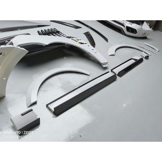 Wide Body Kit -korisarja (2018-2024) kuva 4