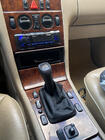 Mercedes E-sarja W210 1995–2002 Mercedes W210 vaihdekepin nuppi ja suojapussi kehyksellä (6-vaihteinen) kuva 2
