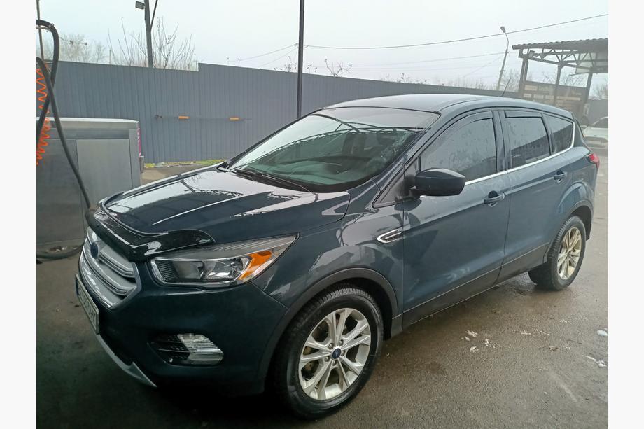 Ford Kuga/Escape 2013–2019 Ikkunatuulenohjaimet, kiinnitys listan väliin (Esa, 4 kpl) Image