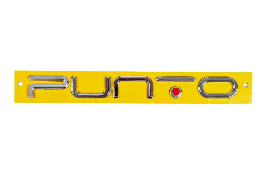Fiat Punto Grande/EVO 2006–2018 Punto-tekstimerkki EVO:lle (punainen piste, 2037a) Image