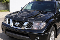 Nissan Navara 2006–2015 Konepellin suojalistojen sarja DRAGON (3 kpl) kuva 1